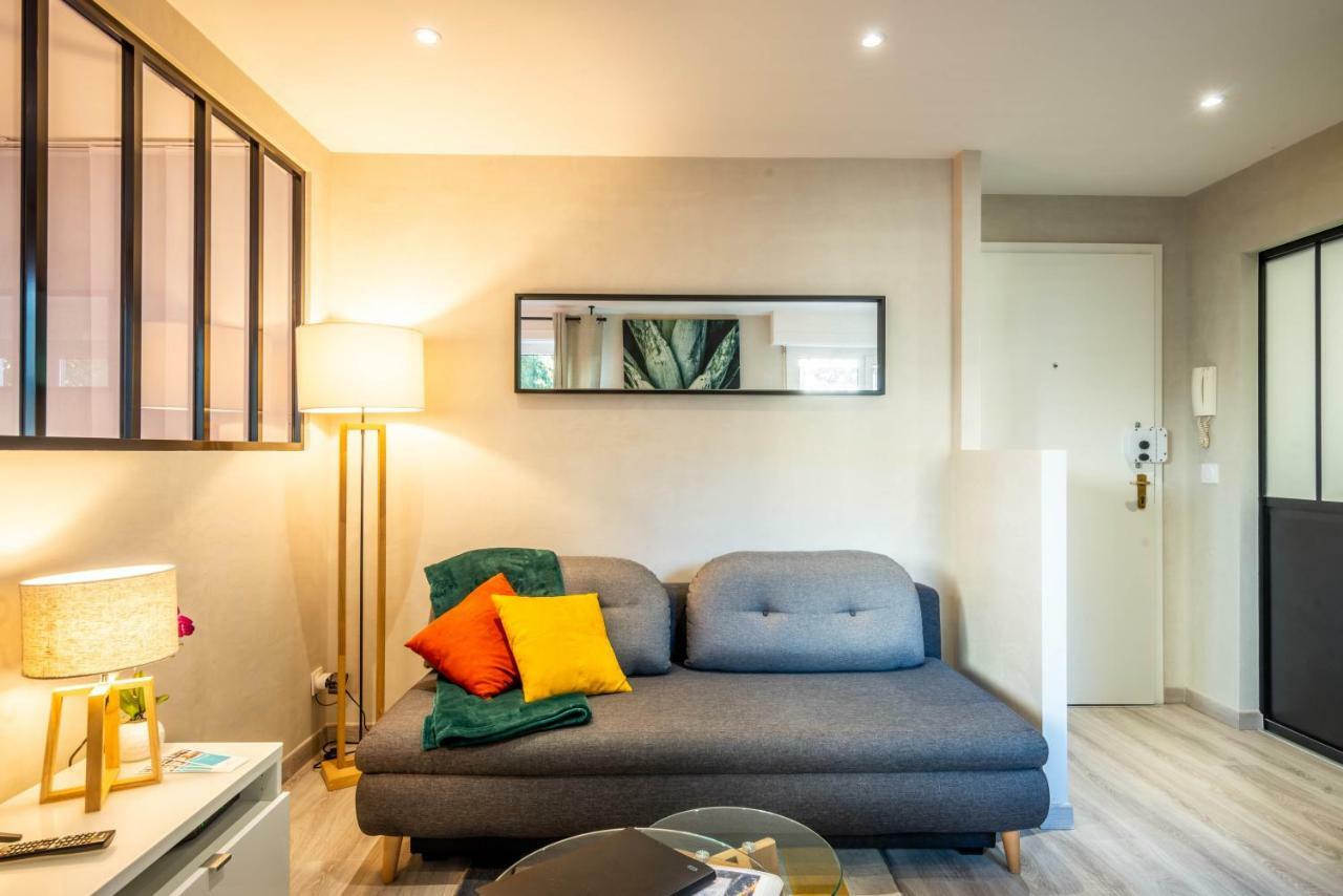 LE CHATELET- Parking Gratuit - Cosy et Design - à 10 mn de Geneve Annemasse Esterno foto