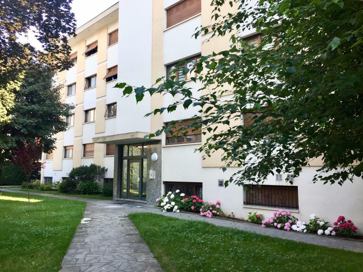 LE CHATELET- Parking Gratuit - Cosy et Design - à 10 mn de Geneve Annemasse Esterno foto
